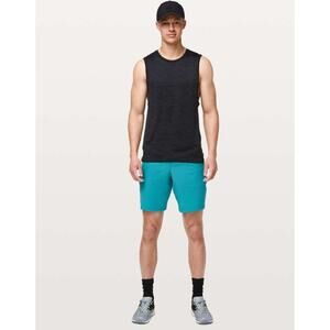 Men's Lululemon Teal Pace Breaker Shorts lined 9" - size  M